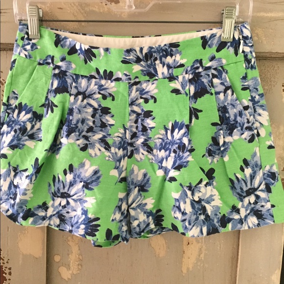 Ladies shorts/j crew - Picture 2 of 6